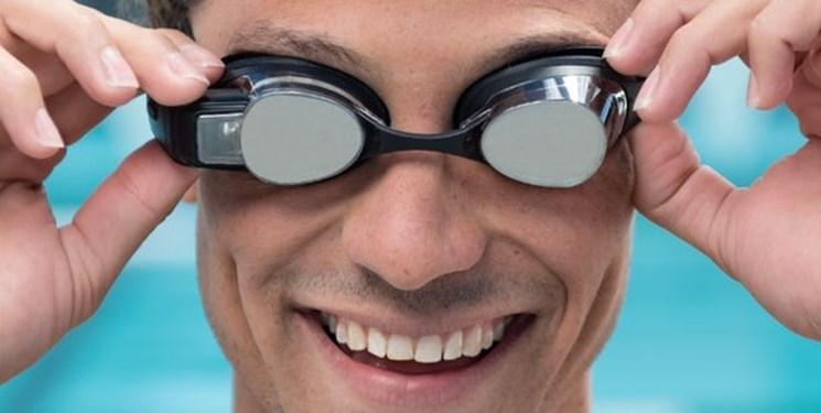 عینک شنای واقعیت افزوده اطلاعات محیطی را نمایش می دهد